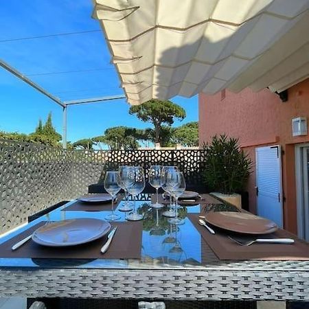 Studio Climatise, Terrasse, Parking Prive, 50M De La Plage Appartement Saint-Tropez Buitenkant foto